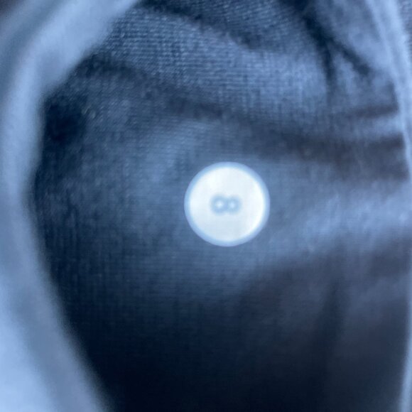 LULULEMON Cropped Active Pants - Picture 4 of 7